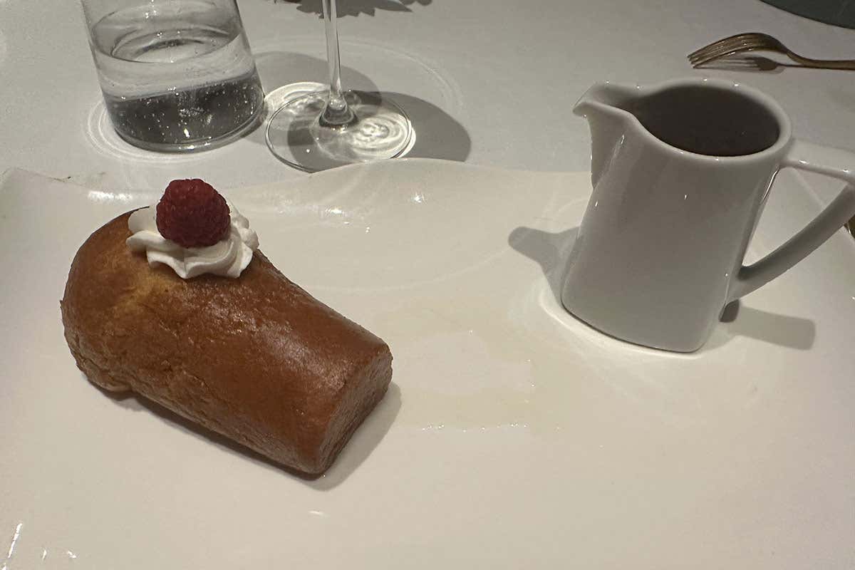 Hotel Mediterraneo: un faro di ospitalità di classe a Sorrento